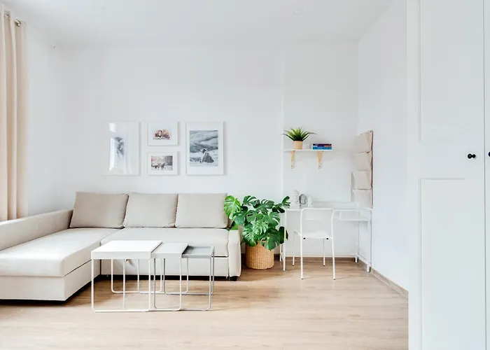 Modern Suite Ozimska 55